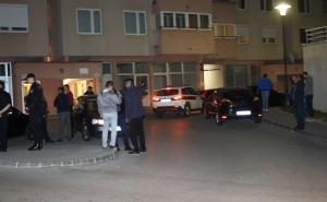 Foto: Dženan Kriještorac / Radiosarajevo.ba / Policija ispred zgrade gdje se dogodilo ubistvo