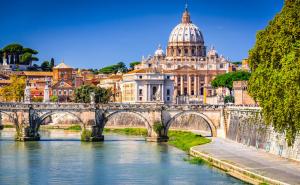 Foto: Shutterstock / Populaciju Vatikana pretežno čine velikodostojnici katoličke crkve i vojska