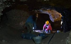 Foto: Privatni album / Arheološka istraživanja u tunelu Ravne 3 kod Visokog