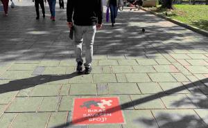 Foto: Promo / Zanimljiva poruka osvanula na ulicama Sarajeva