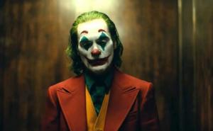 Foto: Warner Bros / Phoenix kao Joker