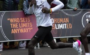 Foto: EPA-EFE / Kenijac Eliud Kipchoge istrčao je maraton za manje od dva sata