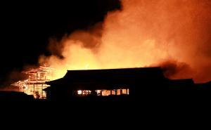 Foto: EPA-EFE/Radiosarajevo.ba  / Požar na dvorcu Shuri