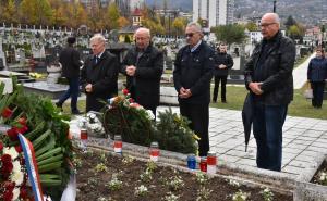 Foto: A. Kuburović/Radiosarajevo.ba / Vijenci i svijeće za poginule pripadnike HVO-a u Sarajevu