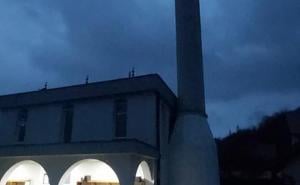 FOTO: Facebook / Vjetar srušio munaru na džamiji u Grivićima