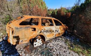 Foto: Jabuka.tv / Na Planinici zapaljena ukradena Škoda Octavia