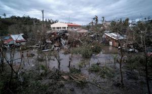 Foto: EPA-EFE / Filipini nakon tajfuna