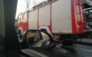 Foto: Radiosarajevo.ba / Zapalio se autobus u Hotonju
