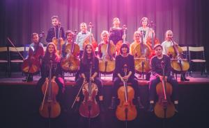 Foto: Cellos on the stage / Cellos on the stage