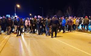 Foto: Vijesti.me / Sukob građana i policije u Nikšiću