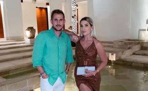 Instagram / Izet hajrović je sa suprugom Leylom slavio u Omanu