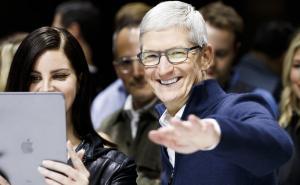 Foto: EPA-EFE / Tim Cook (59), šef Applea, jedne od najvećih kompanija na svijetu