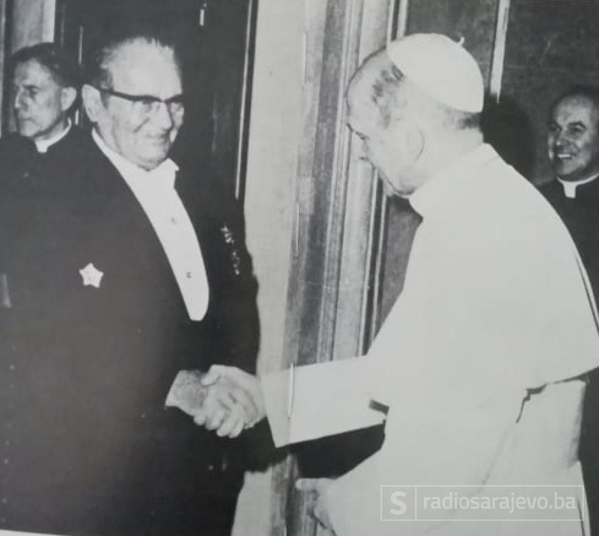 Foto: Tito ilustrovana biografija/Tito i papa Ivan Pavao II, Vatikan 1971.
