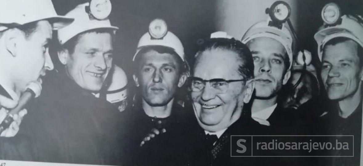 Foto: Tito ilustrovana biografija/Tito i zulanski rudari, 1966.