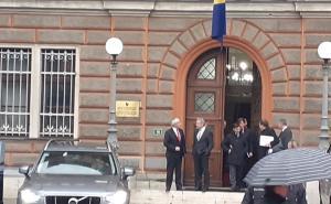 FOTO: Radiosarajevo.ba / Ambasadori napuštaju zgradu Predsjedništva BiH