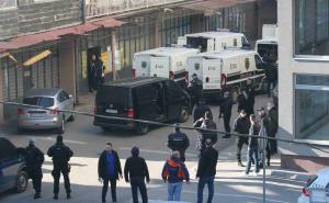 FOTO: Radiosarajevo.ba / Na terenu veliki broj policajaca 