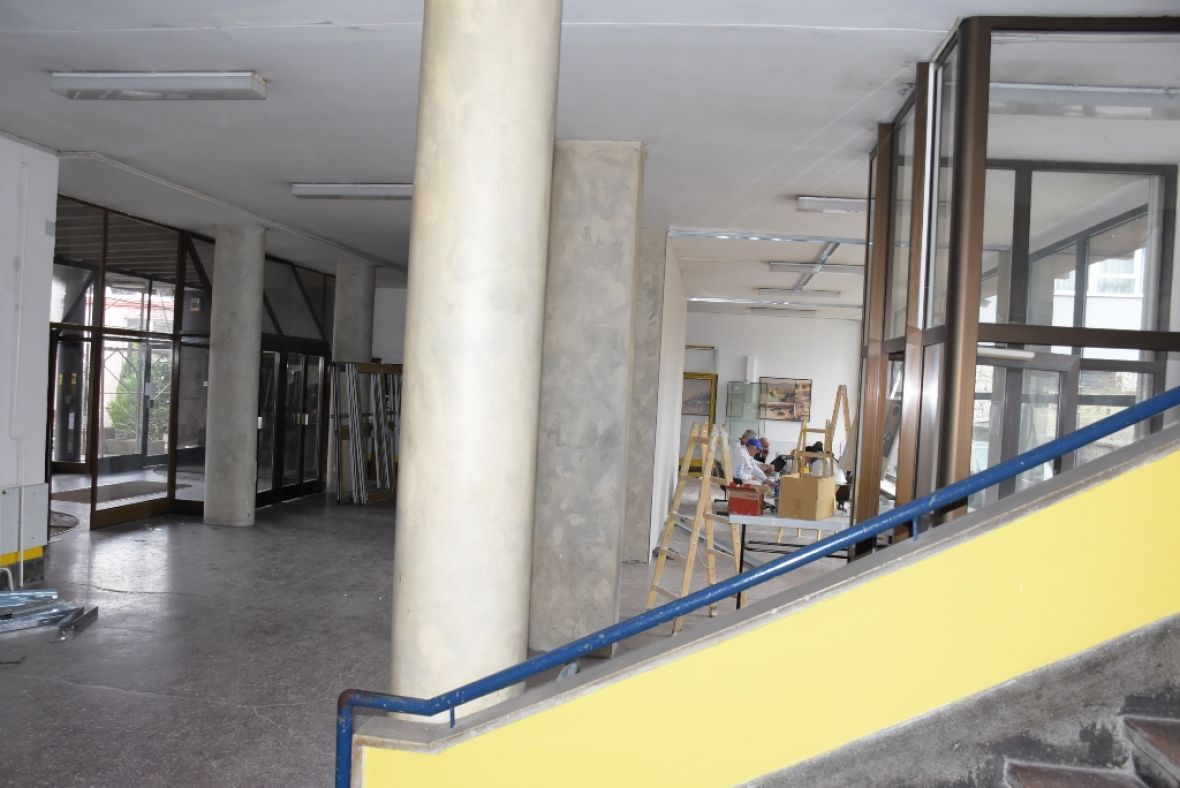 Foto Dio Građevinskog Fakulteta U Sarajevu Se Pretvara U