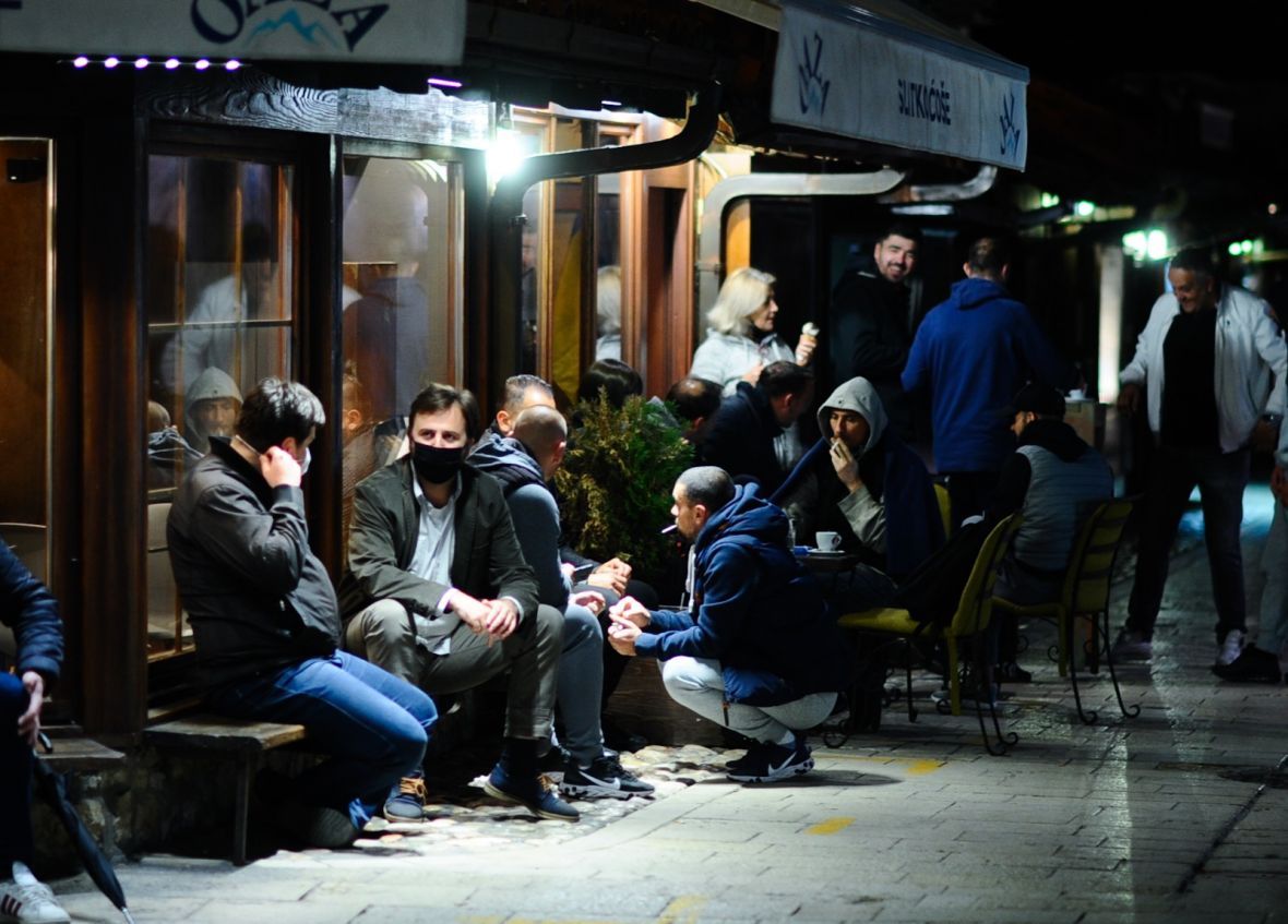 Kafići u Sarajevu ponovo otvoreni - undefined