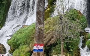 FOTO: Radiosarajevo.ba / Zastava Hrvatske na Kravici 