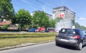 Foto: Čitatelj/Radiosarajevo.ba / Zapalio se automobil