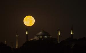 Foto: AA / Pun mjesec iznad Aje Sofije