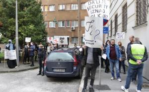 Foto: Dž. K. / Radiosarajevo.ba / Protes radnika agencije Poslovnost