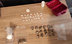 Foto: FUP / Predmeti koji su pronađeni u stanu