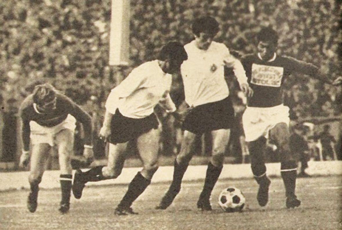 Foto: Tempo/Topić i Alajbegović u duelu s igračima Partizana
