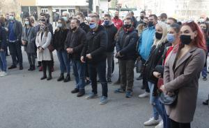 Foto: Dž. K. / Radiosarajevo.ba / Mirni protesti u Hadžićima