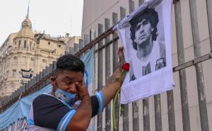Foto: Anadolija / Brojni građani su izašli na ulice u Buenos Airesu