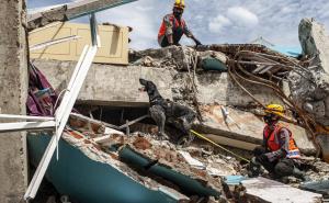 Foto: EPA-EFE / Akcija spašavanja nakon zemljotresa