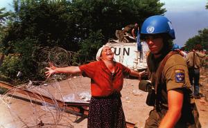 Foto: Ron Haviv / Potočari, juli 1995.