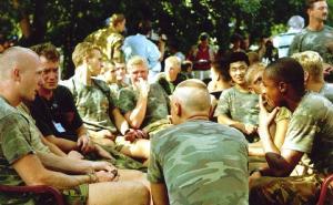 Foto: EPA-EFE / Dutchbat u Potočarima, juli 1995.