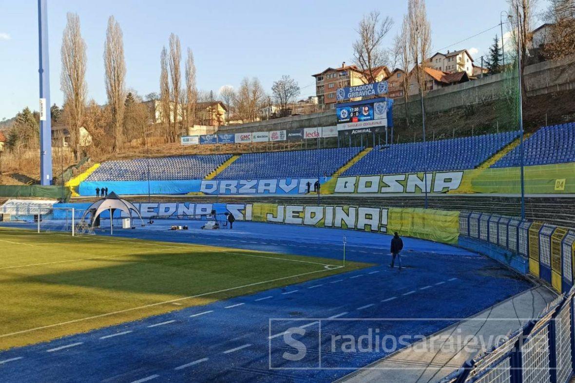 Transparent na stadionu Grbavica - undefined