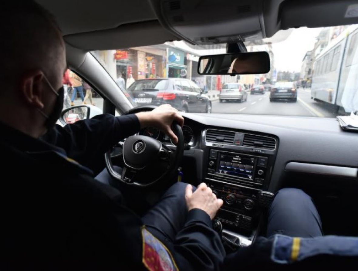 Policija na ulicama Sarajeva - undefined