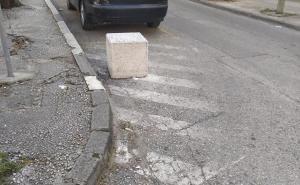Foto: FB Zućo BiH / Parking u Mostaru