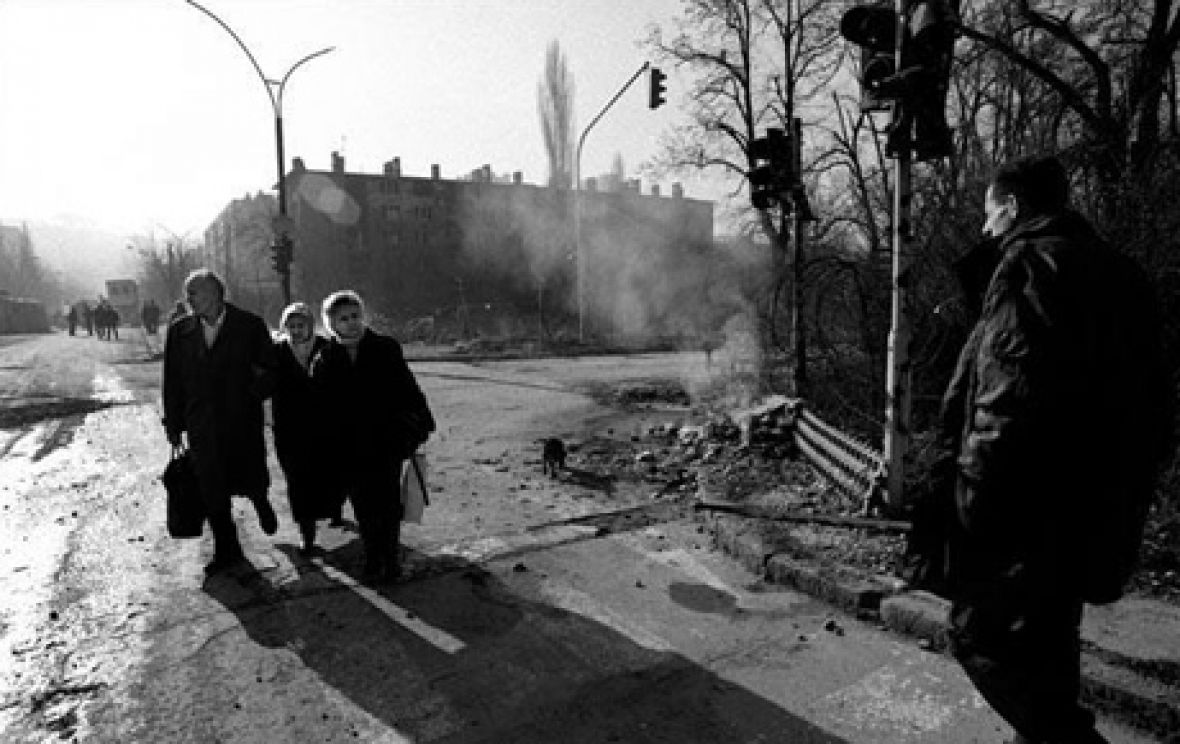 Most “Bratstvo-jedinstvo” otvoren za prelazak civila, 23. marta 1994. - undefined