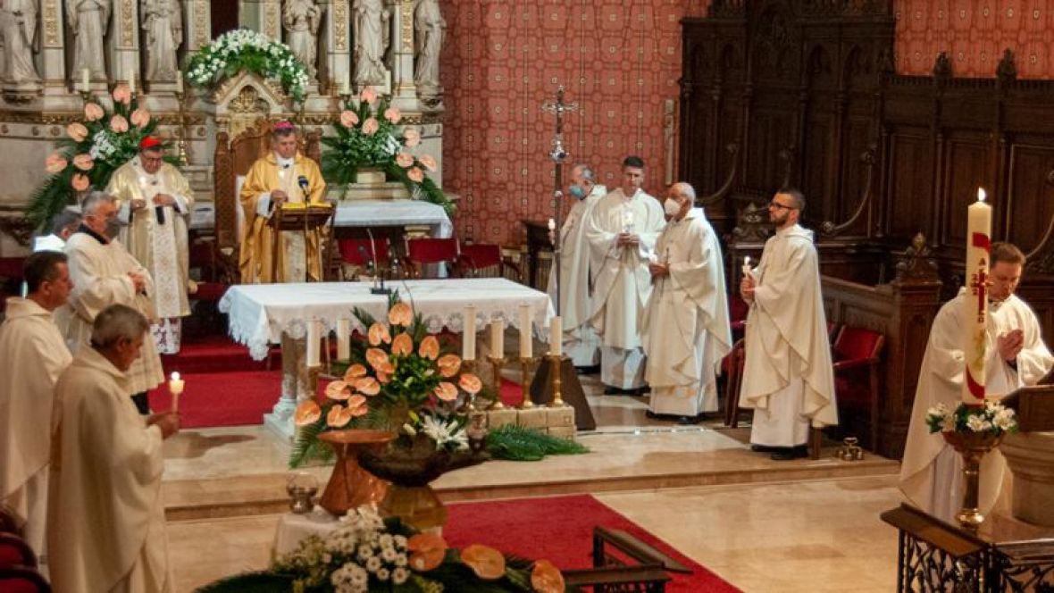 Foto: Katolički Tjednik/Vazmeno bdijenje u sarajevskoj katedrali