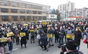 Foto: Dž.K./Radiosarajevo / Građani ispred Vlade