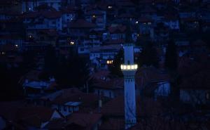 Foto: A.K./Radiosarajevo.ba / Kandilji se pale na sarajevskim džamijama