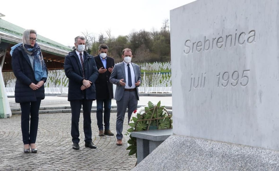 Foto: Vlada KS/Posjeta Memorijalnom centru Srebrenica