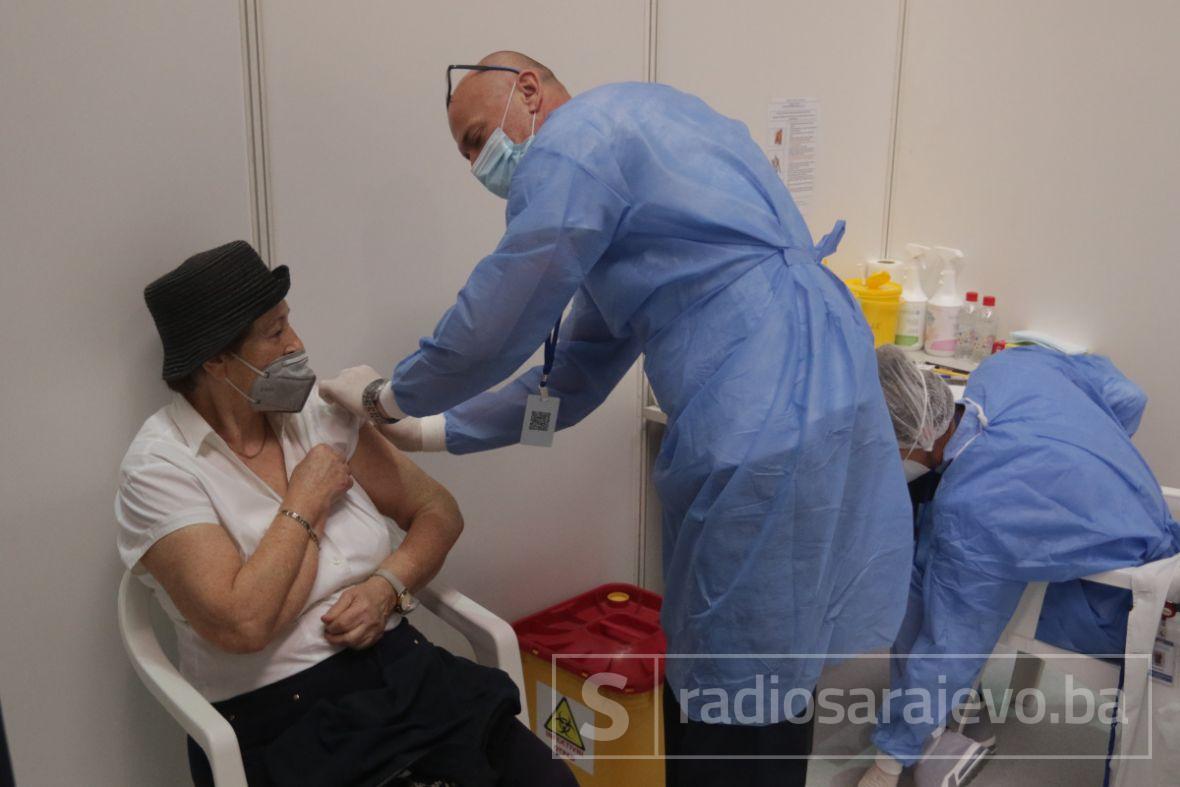 Foto: Dž.K./Radiosarajevo/Vakcinacija u Zetri