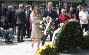 Foto: Dž.K./Radiosarajevo / Polaganje cvijeca ubijenoj djeci Sarajeva