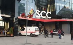 Foto: Radiosarajevo.ba / Hitna pomoć i policija ispred SCC-a