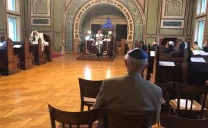 Foto: Twitter / Scena iz sarajevske sinagoge