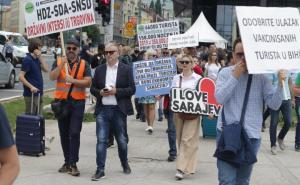Foto: Dž. K. / Radiosarajevo.ba / Protest turističkih radnika u Sarajevu
