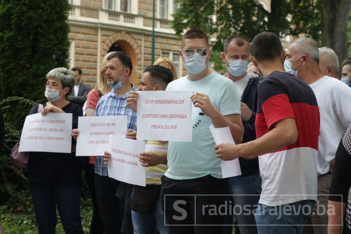 Foto: Dž.K./Radiosarajevo/Protesti zdravstvenih radnika u Sarajevu