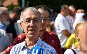 Foto: N.G / Radiosarajevo / Protest podrške Osmanu Mehmedagiću