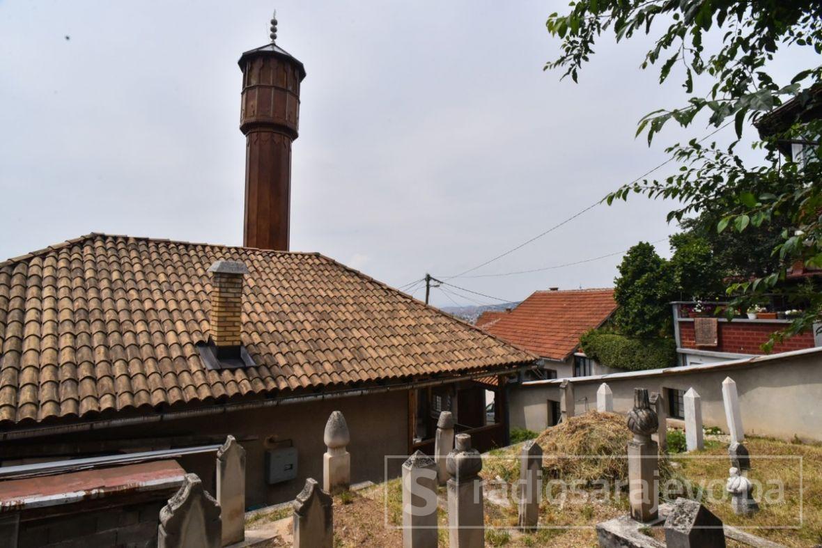 Gerdani hadži Husejnovoj džamiji u Strošićima - undefined