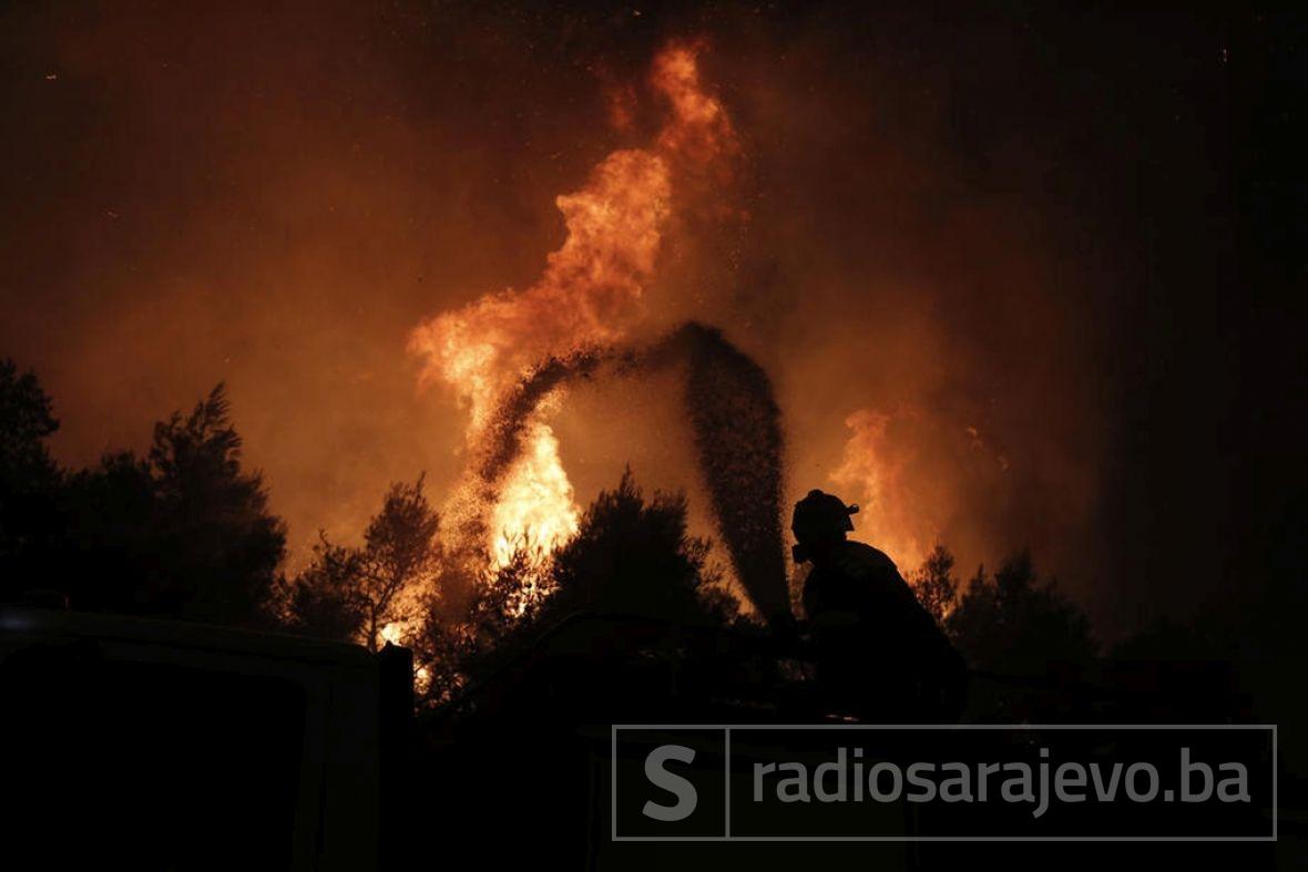 Požar u Grčkoj - undefined